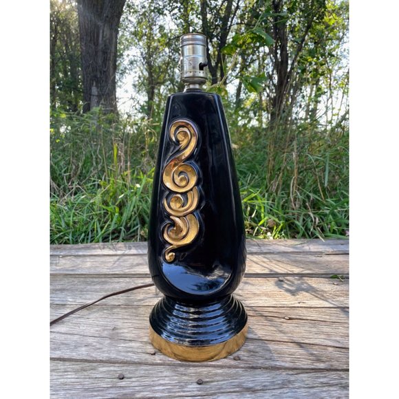 Vintage MCM Black & Gold Ceramic Table Lamp - Picture 1 of 16